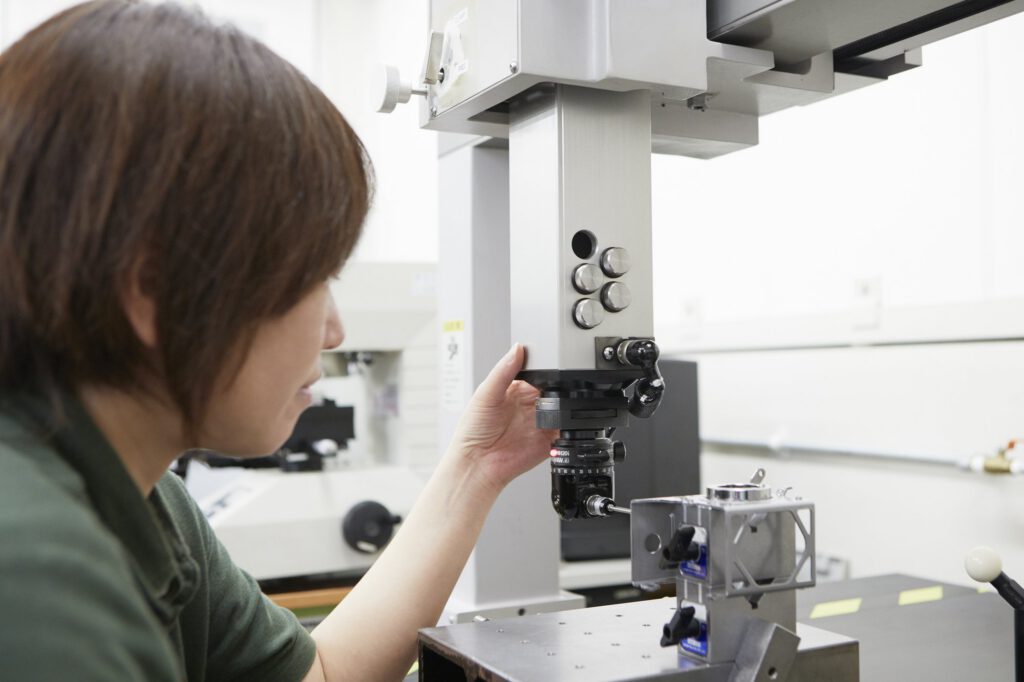 製造・検査のシーン撮影